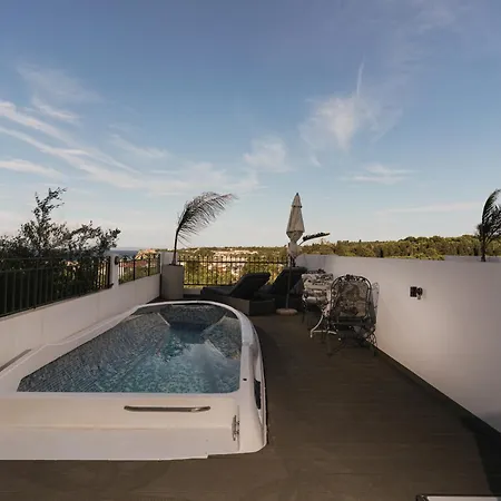 St Nicholas Tsilivi Apts By 